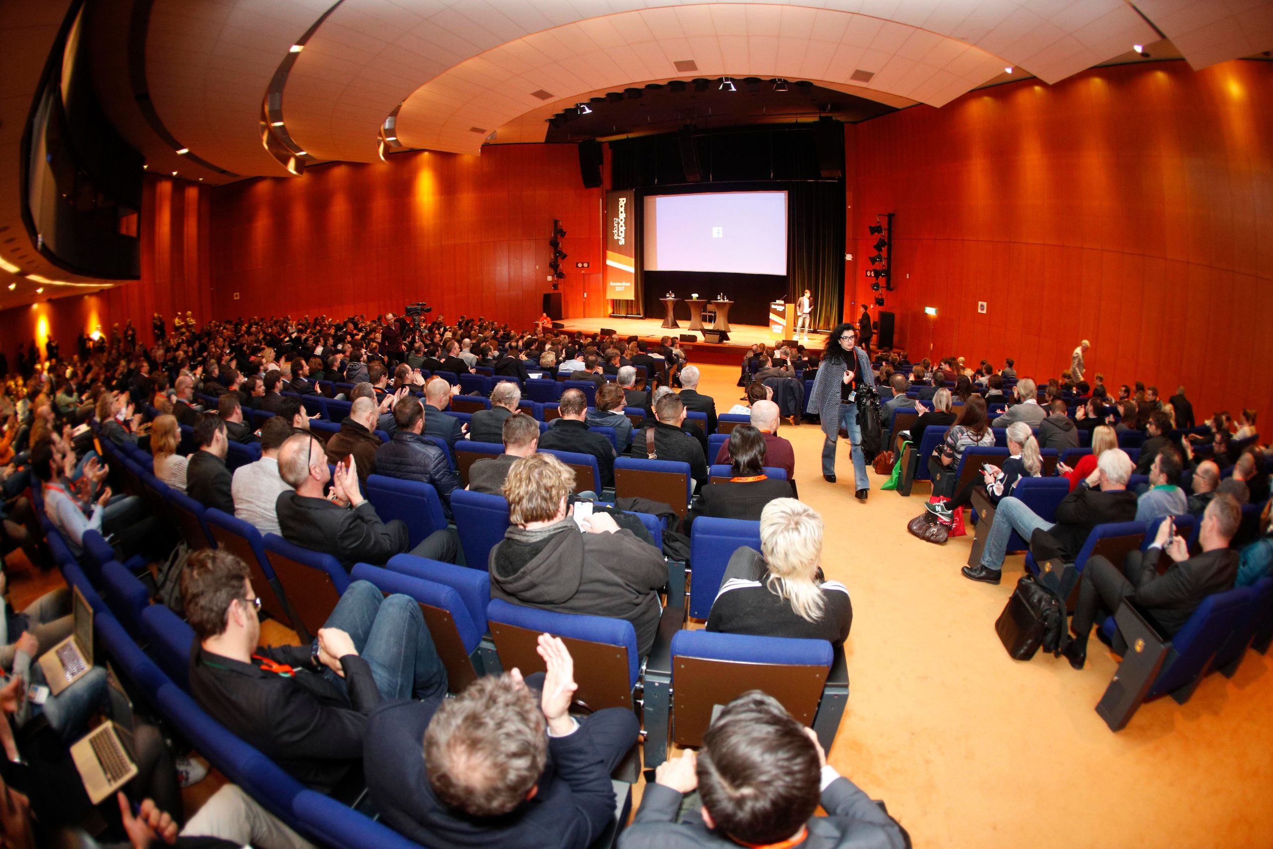 02RDE2017MONDAYCMC-439